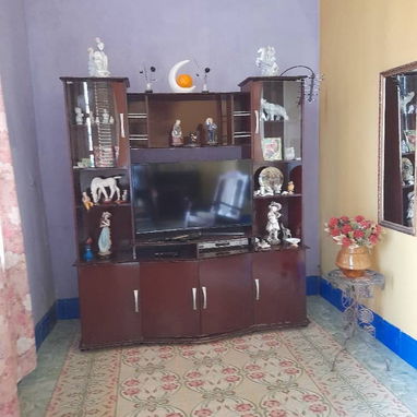 Se vende Casa 25000, en 10 de octubre en la calzada de Luyano entre concha y Teresa blanco altos - Img 125097989
