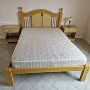 Cama camera con colchón. Mesas de noche y cómoda( de uso) - Img 45594819