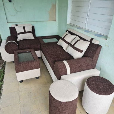 Juegos de sala modelo esquinero llamar al 52422734 o WhatsApp transporte incluido - Img 109497450