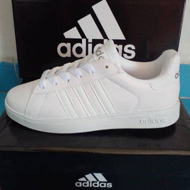 11.3 Tenis Adidas en venta - 2/2
