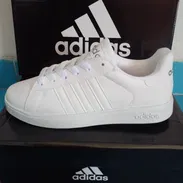 Tenis Adidas Grand court - Img 57389260
