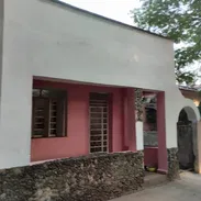 Vendo casa independiente colonial de construcción capitalista en playa (Ampliación de Almendares)en prefecto estado Con - Img 57117412