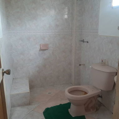 🏡SE VENDE AMPLIO APARTAMENTO EN EL VEDADO - Img 120927016