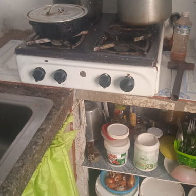 Vendo cuarto en el cerro (zona céntrica) - Img 122034202