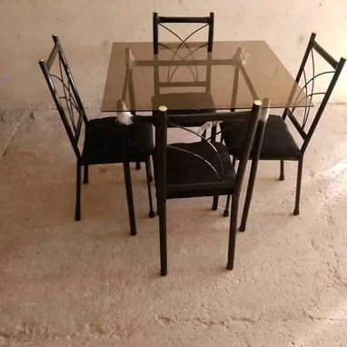 Juego de comedor de 4 sillas. Entrega a domicilio sin costo adicional en toda la habana. - Img 121353289