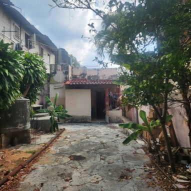 Ofertaaa casa independiente con 350 metros cuadrados y 3 dormitorios en excelente zona de Playa!!! - Img 121750927