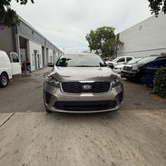 Kia Sorento LX 2017 130k millas en Miami - Img 58202192
