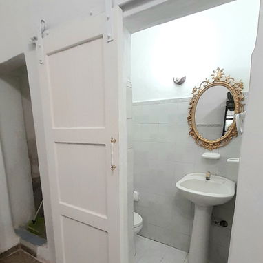 🚨Renta en el Vedado de 3 Cuartos precio 280 usd 23 y 26   (a una cuadra) 55918575 - Img 118748993