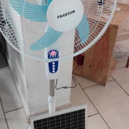 ventilador grande con panel dura de 12 a 15 horas - Img 55445433