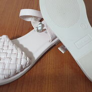 Sandalias de marca para niña - Img 45052860