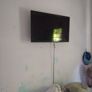 TV LED ATEC DE 32" (cajita adentro) PANTALLA BUENA PLACA ROTA - Img 56703080