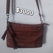 Cartera pequeña - Img 55928813