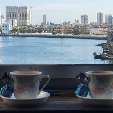 🏡Apartamento en Miramar con vista al Mar y al Vedado Direccion:Calle A entre 3ra y 5ta avenida, Miramar,Playa  Arrendad - Img 122474671