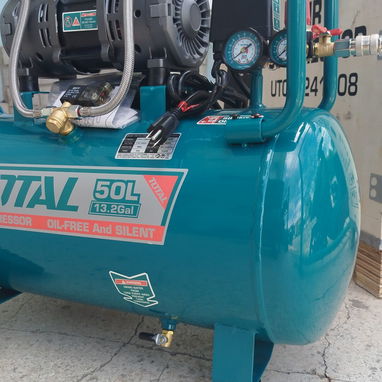 Compresor de Aire TOTAL 100 y 50 LTRS - Img 123410226