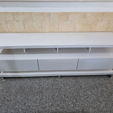 Mueble para televisor de uso - 2/5