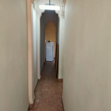 Venta de buen apto Vedado letras. 2/4. 1 ER piso - 7/7