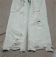 Se venden jeans short bermudas chancletas 52661331 - Img 45839031