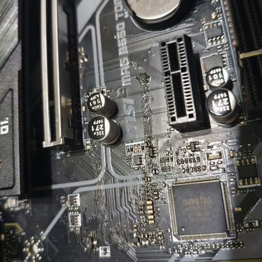MSI MAG B550 Tomahawk Max Wifi - 2/4