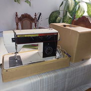 Vendo máquina de coser eléctrica marca Brother. Vedado - Img 57066987