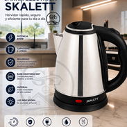 👑Jarra eléctrica o tetera ✨ideal para hervir agua 💧, hacer té ☕️ , leche 🥛 ✨capacidad: 2Lt ✨material: acero inoxid - Img 57282597