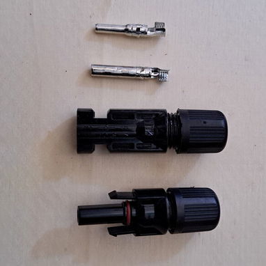 SET DE CONECTORES MC4 MACHO Y HEMBRA PARA PANELES SOLARES, ENTREGA DE FACTURA, VARIEDAD DE ARTÍCULOS DE TECNOLOGÍA, ETC - Img 125743472