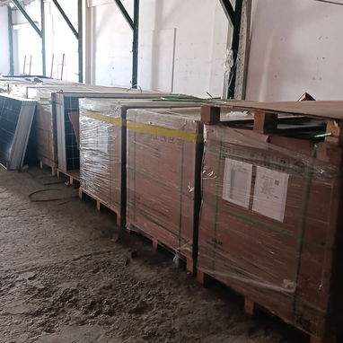 Ventas de paneles solares de 575 y de 615 - 2/3