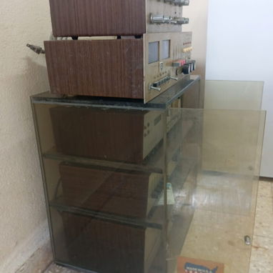 Rack de equipos electrónicos (sonido, reloj, alarma y otros) - 3/3