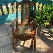 En venta sillón de madera - Img 45573673