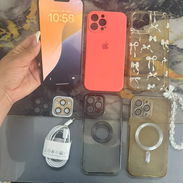 Vendo iPhone 13 Pro Max con 128gb viene con varios forros y su cable de carga el teléfono no tiene ningún detalle y todo - Img 58084010