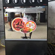 🚧 ESTUFA COCINA A GAS MARCA TORNADO DE 4 HORNILLAS CON HORNO EFECTO ESPEJO NO TIENE ENCENDIDO POR MAGNETO 🚧 - Img 57326260