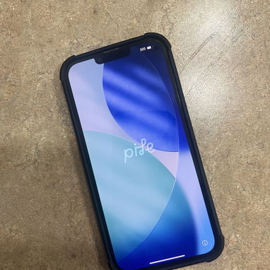 iPhone 13 Pro Max casi nuevo - 4/10