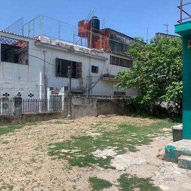 Casa Totalmente independiente Santo Suárez Grande 65mil 53582376 - 4/10