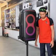 Pareja de Bafles - JBL PartyBox Stage 320 - Con sus Tripodes y Equipo USB de Luz Laser y Efectos - Img 56594352