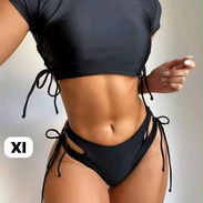 Conjunto de playa grande XL de color negro liso, bikini y blusa - Img 56705036