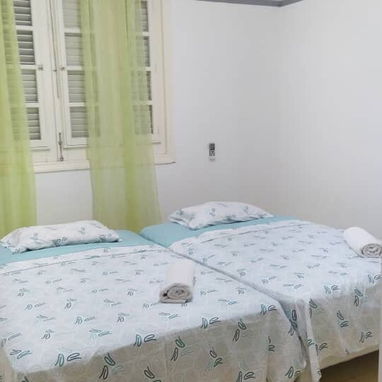 Apartamento de 3 Hab y 3 Baños en El Vedado (Frente al Parque Aguirre) - 2/10