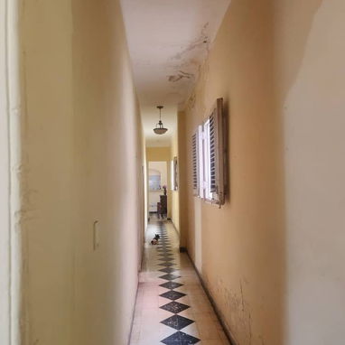 Ofertaaa casa independiente con 350 metros cuadrados y 3 dormitorios en excelente zona de Playa!!! - Img 121750929