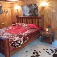Hermosa finca de más de 1 hectárea con Bungalow. Casa de 3 cuartos, 4 baños y jacuzzi a mins de Varadero - Img 54583171