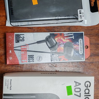Celular Samsung Galaxy Nuevo en su caja +Cargador, Forro, Mica y Audífonos - Img 120846880