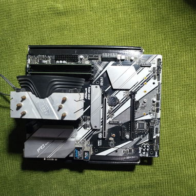 B365pro4 i3 8100 Kit 8th generación - 2/5
