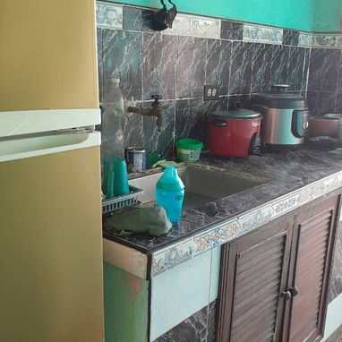 Vendo apartamento en la zona 13 de alamar cerca de la calle ancha con todo adentro ,6to piso - Img 126899627