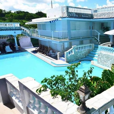 🏤Casa de renta con paneles y 9 hab para 21 personas. Minimo a reservar 5 hab/50 usd cada una. House for rent. BC-002 - 3/10