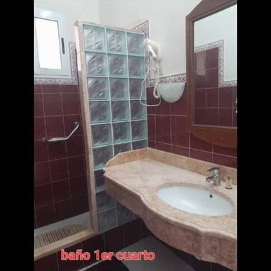 Se renta Apartamento en excelente zona del Vedado, por noches y lineal también - Img 116789678