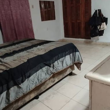 Se vende casa totalmente independiente en playa 110000 usd - 4/9