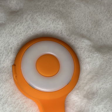 Luz mini portatil, magnetica, para el selfies, videos, crear contenido, recargable puerto tipo C.varios niveles de luz. - Img 121754194
