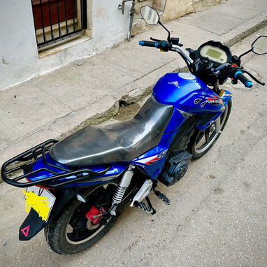 Moto eléctrica AVA PUMA de uso 53858138 - Img 120482000