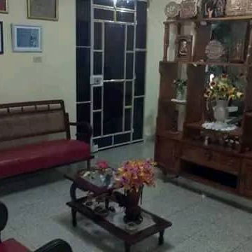 Se vende espaciosa Residencia de 2 niveles en la ciudad de Holguín - Img 95667288