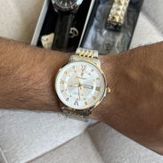Y reloj de hombre de acero inoxidable - Img 54553313