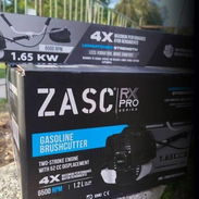 Chapiadora ZASC a gasolina 52cc 2 tiempo Precio:130usd 1 mes de garantía Transporte incluido en dependencia del lugar - Img 56368181