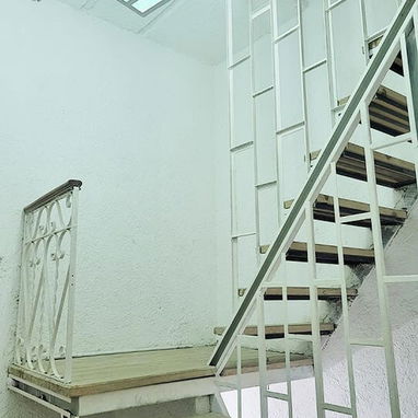 Biplanta con terraza en venta (casa de arriba) en Vedado - Img 116677796