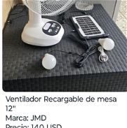 Ventilador recargable de mesa, incluye panel solar para recargar ventilador y 2 bombillos Led y puerto USB - Img 45944615